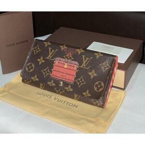Louis Vuitton Monogram Sarah Trunk Lock Wallet W/Box Dust bag